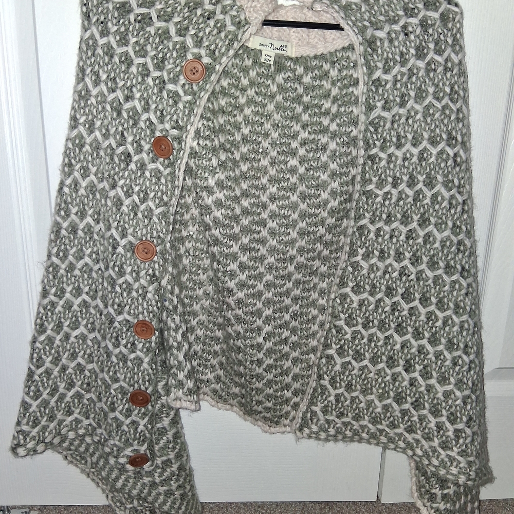 Simply Noelle Olive and Cream Knit Cardigan